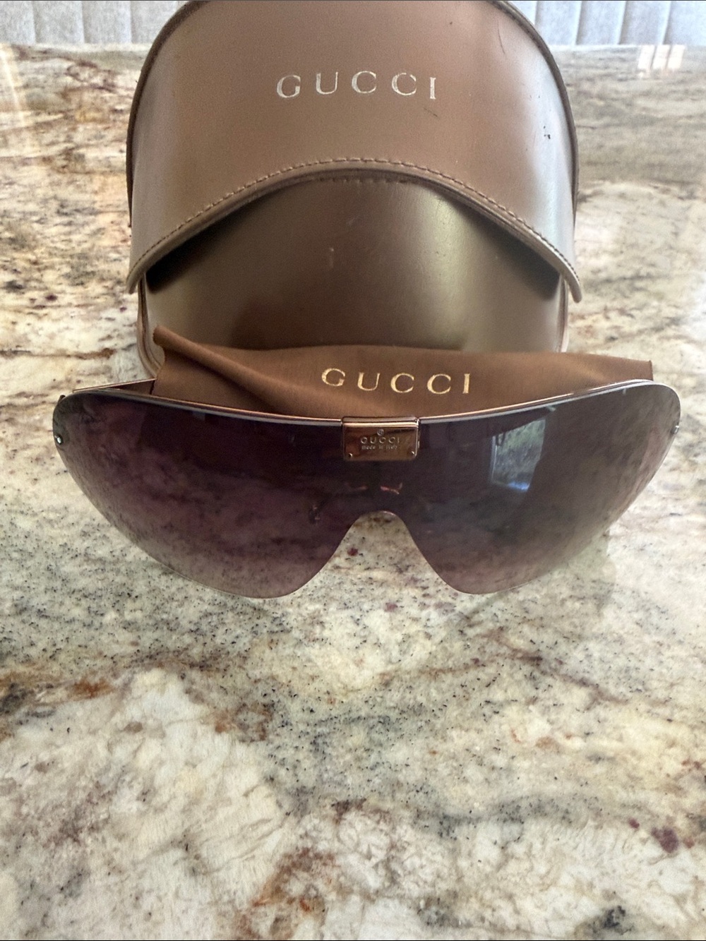 Gucci Women's Brown Gradient Shield Sunglasses with Brown Case and cloth